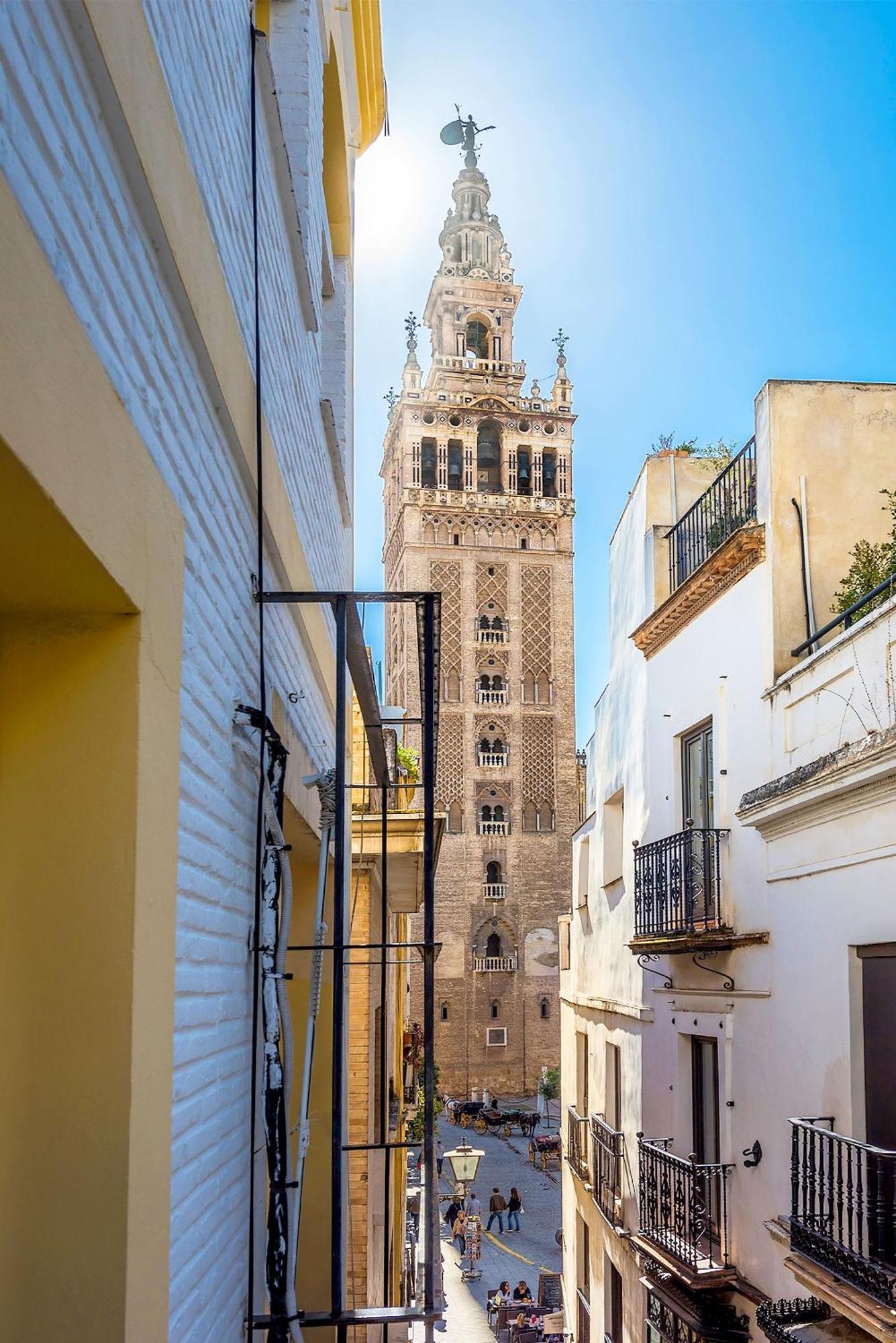 Genteel Home Giralda Sevilla Eksteriør bilde
